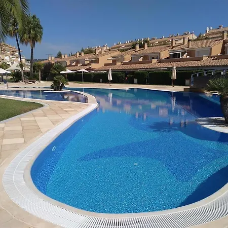 Apartment Bright Spacious 2 Bdr Apt, Near Arenal , + Free Parking Jávea